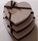 على شكل قلب الديكور الفاخرة هدية مربع الورق المعاد تدويره ، كريم مربع ورقة للشوكولاته