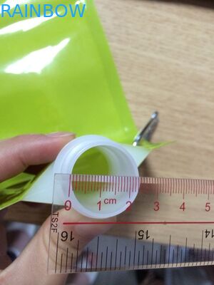 أكياس التعبئة والتغليف البلاستيكية السائلة للشرب / نيويورك / PE حقيبة لحقيبة السائل مع شماعات معدنية