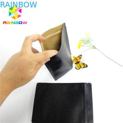 كيس ورق الكرافت الأسود تغليف شعار مخصص الوقوف الحقيبة الرمز البريدي القابلة لإعادة التدوير قفل