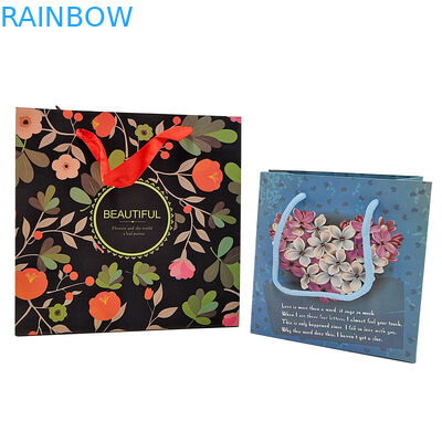 طباعة شعار مخصص عبوات ورق كرافت قابلة لإعادة الاستخدام مع مقبض عبوات ورق كرافت كيس هدية