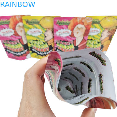 تعبئة مُعدّة للفستان المُزخرف باللون مع أكياس مضادة للأطفال