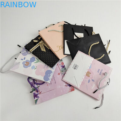 أحدث ما يصل إلى 10 ألوان مقبولة متوفرة طباعة رقمية مخصصة شعار مطبوع حقيبة ورق التسوق