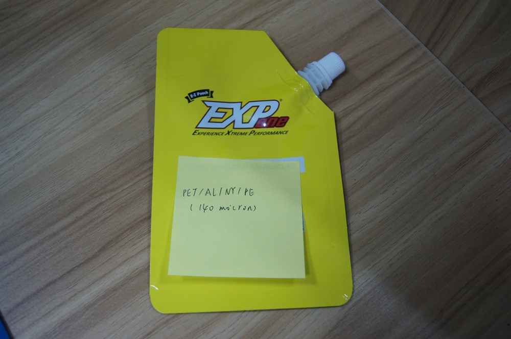 مغلفة الوقوف تغليف صنبور الحقيبة النفخ مع الجانب النفث حقيبة زيوت التشحيم النفط