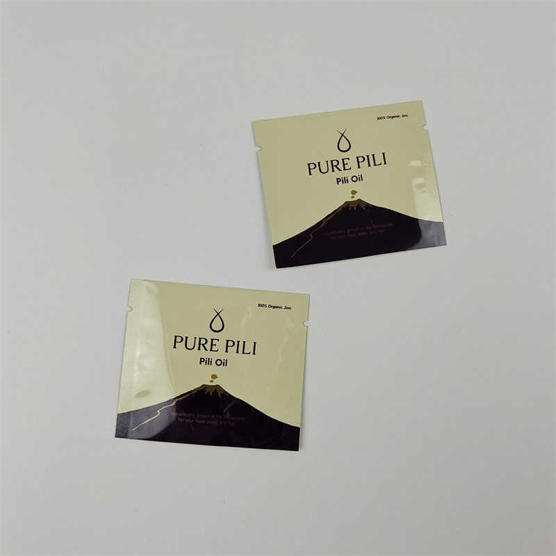 كيس التعبئة والتغليف التجميلي المهني Max.10 الألوان كيس مسطح العينات المجانية حزم