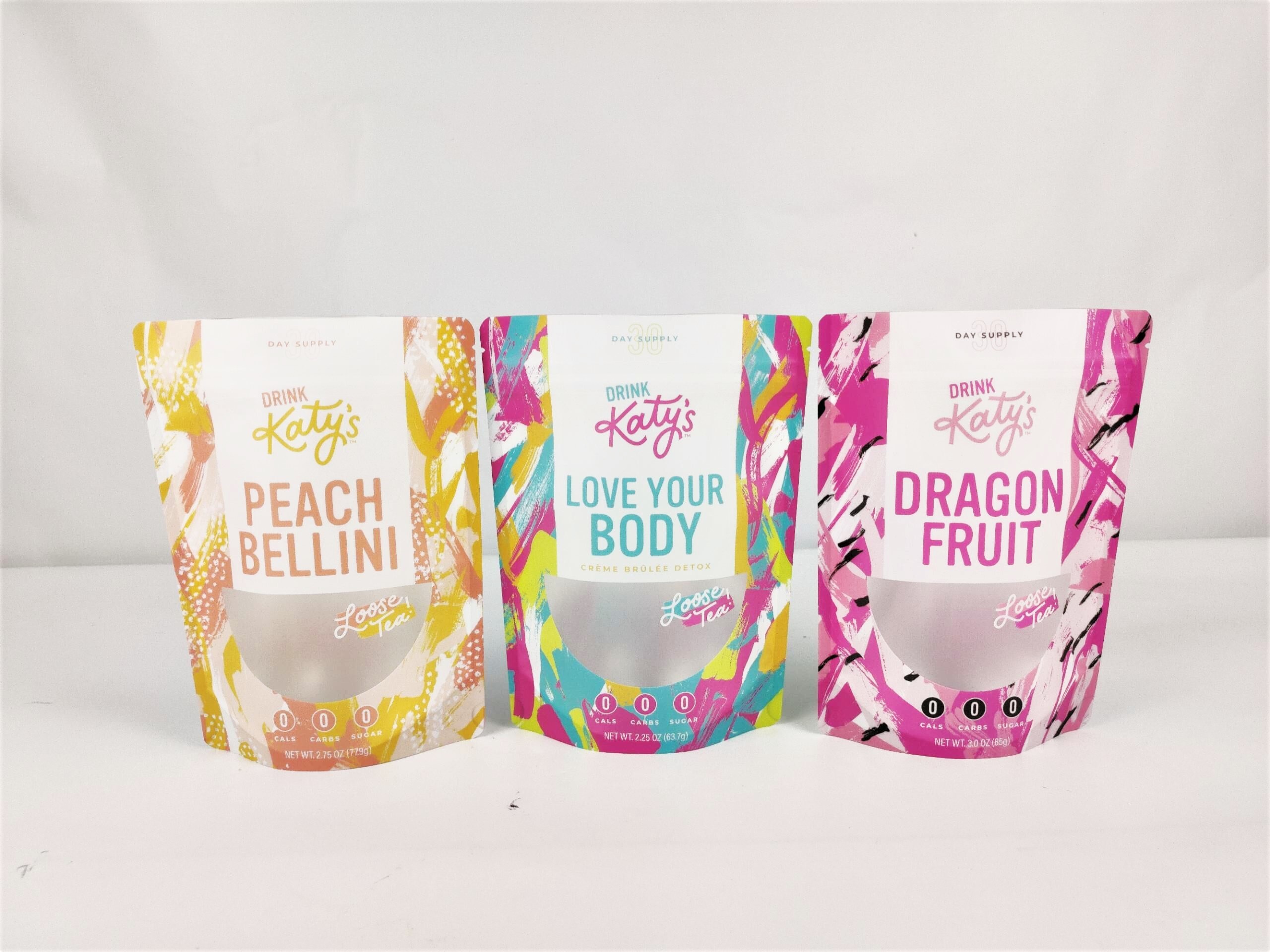 حقائب الـ"توتي" ذات العلامة البيضاء المخصصة