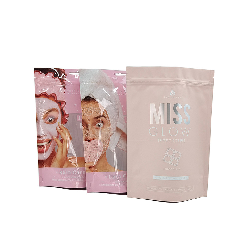 حقيبة حمل مستحضرات التجميل القابلة للتخصيص CDR AI PSD ملف تصميم PDF