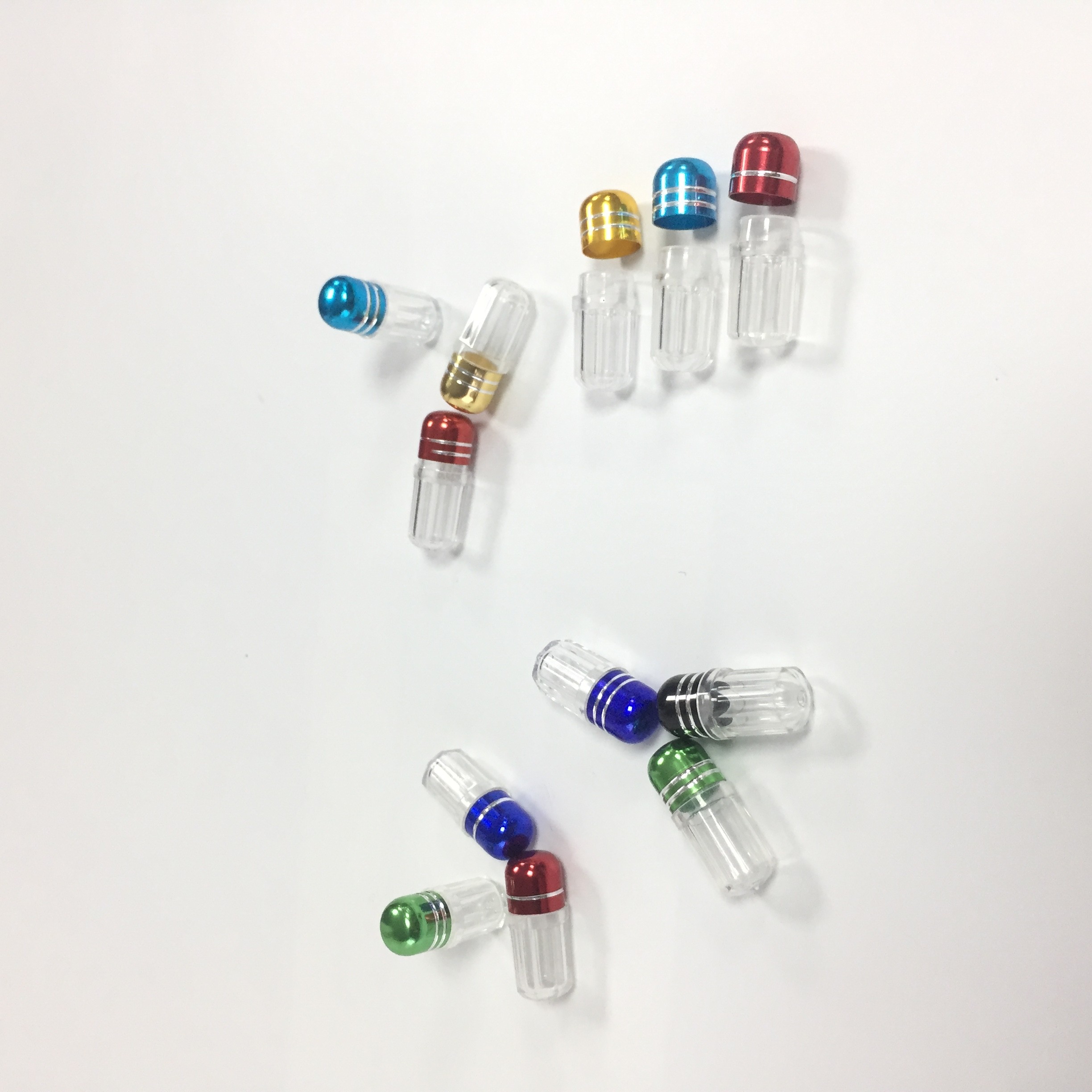 ملحق كبسولة حبوب منع الحمل زجاجات زجاجات الحاويات PP المواد مع غطاء معدني