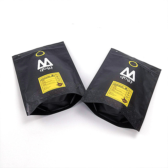 أكياس الأغلاق الوقوف سستة الحقيبة مخصص مطبوعة مغلفة ماتي اللون الأسود