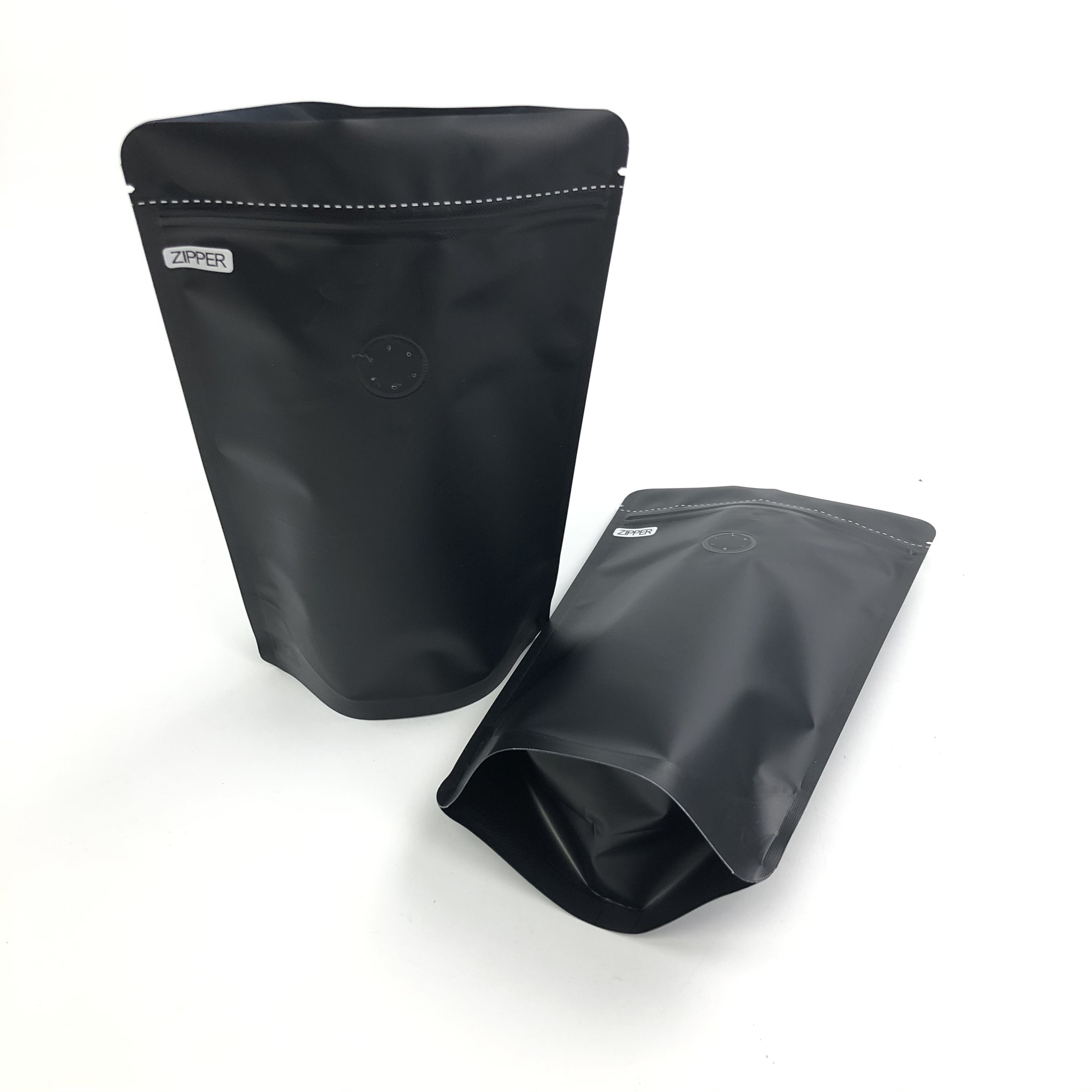 OEM مخصص 250G أسود حجم الشعار القابل للإغلاق رقائق الألومنيوم الوقوف مع صمامات التفريغ لحقيبة تغليف حبوب البن