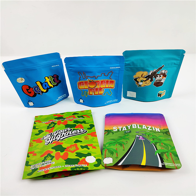 حقيبة FSC BSCI CMYK مقاومة للرائحة 3.5g أكياس تغليف مايلر CBD