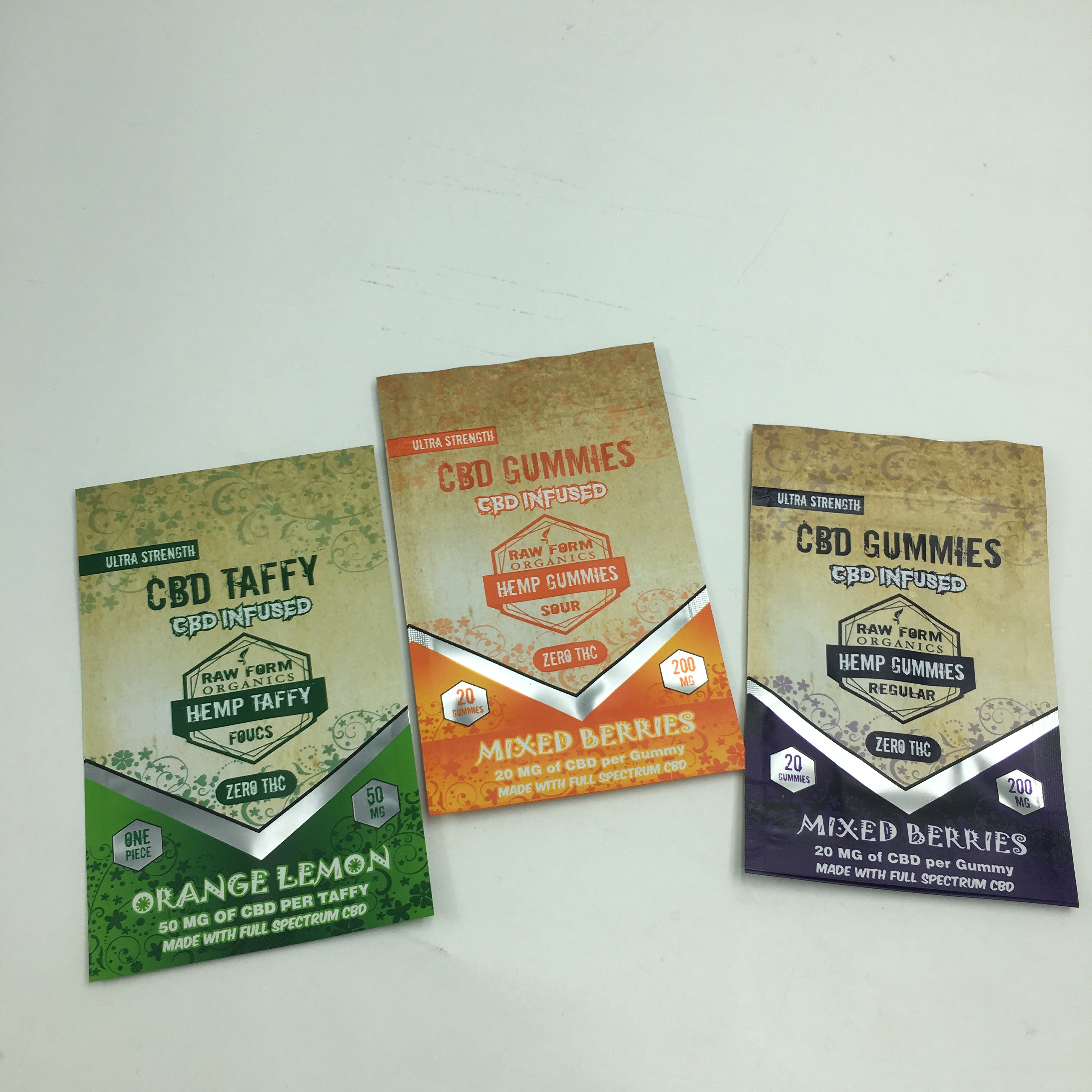 مخصص مطبوعة 1 جرام 3.5 جرام إعادة تدوير الرائحة سستة الصمغ الدب CBD صغيرة الوقوف الصالحة للأكل 3.5 جرام مايلر كيس الأعشاب