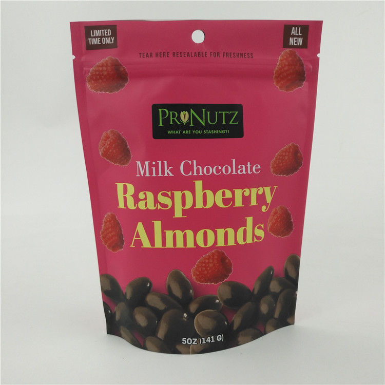 VMPET CMYK كيس بلاستيكي صالح للأكل محكم الغلق بالحرارة رقائق الشوكولاته المكسرات 1.2C