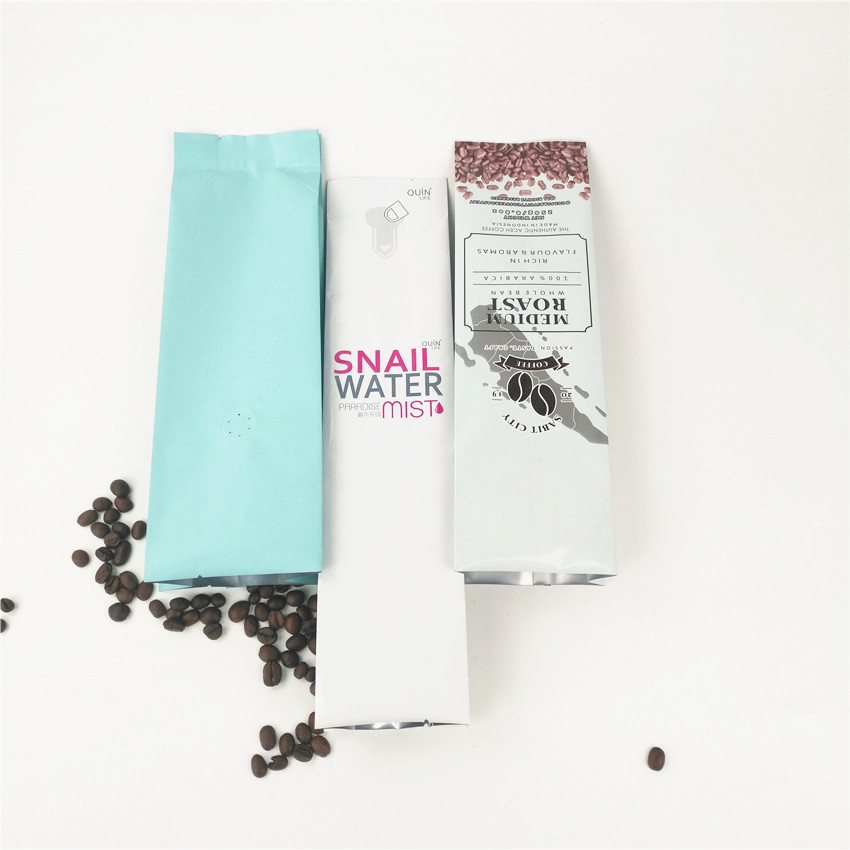 130mic CMYK حقيبة Ziplock مطبوعة CMYK VMPET 10C MOPP Pantone مع شعار خاص