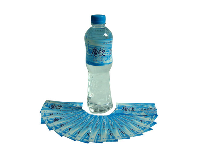 المياه المعدنية شرب زجاجة يتقلص كم الطباعة الأزرق الحرارة